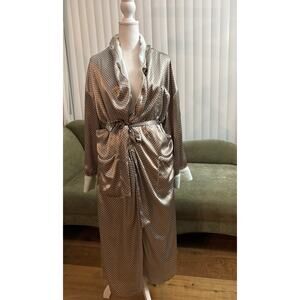 Victoria’s Secret Polka Dot Satin Robe Tie Waist Loungewear Sleepwear Sz XS/S